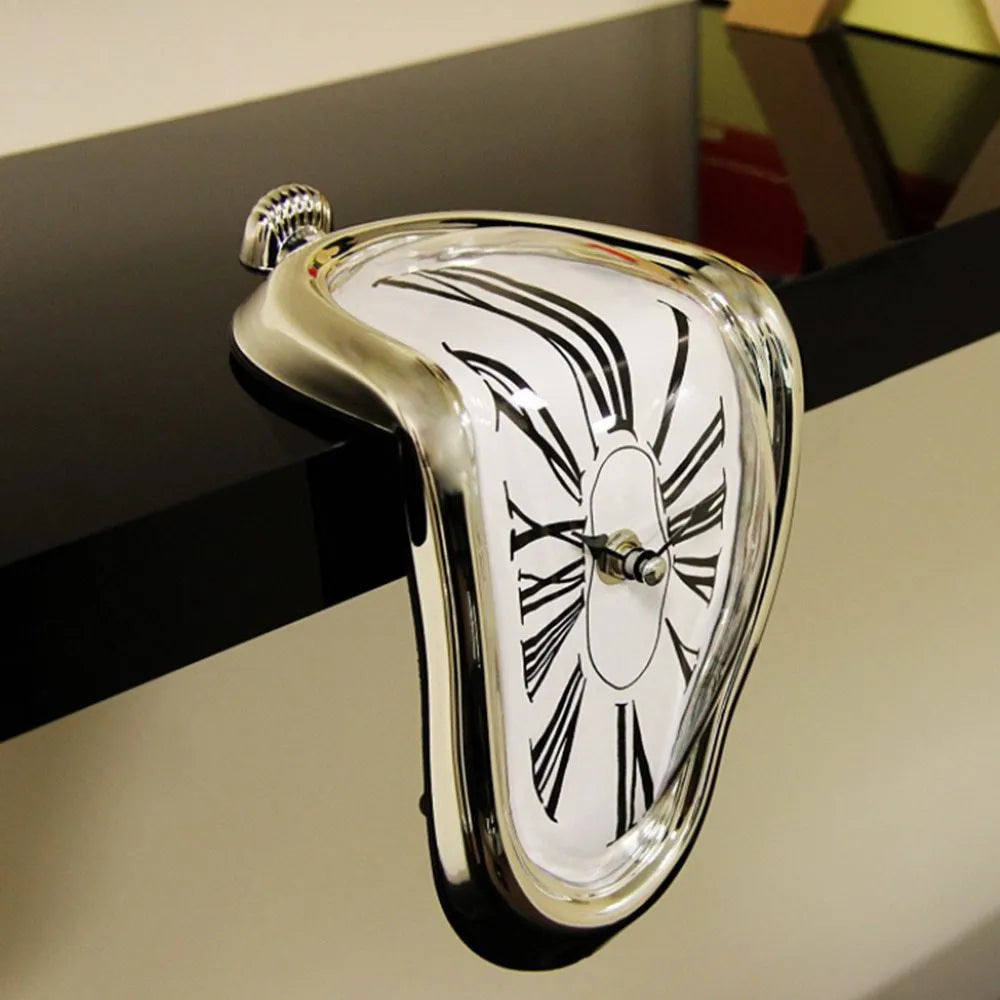 Melting Clock Art™️ | Zeitverzerrer, Zeit schmilzt dahin, Künstlerische Wandäußerung