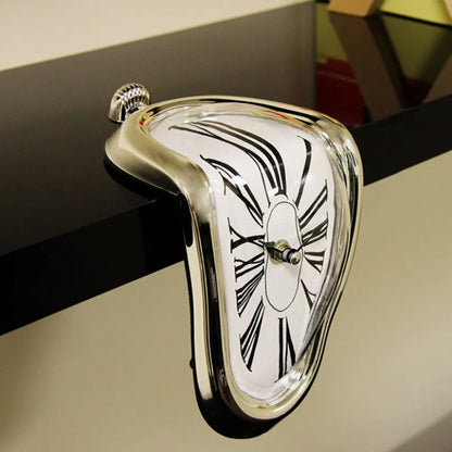 Melting Clock Art™️ | Zeitverzerrer, Zeit schmilzt dahin, Künstlerische Wandäußerung