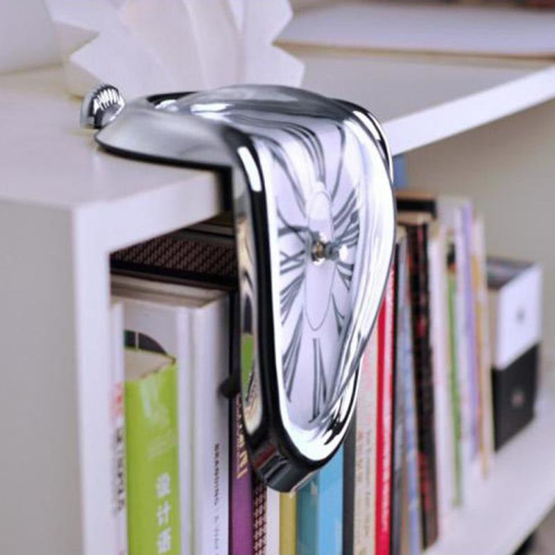 Melting Clock Art™️ | Zeitverzerrer, Zeit schmilzt dahin, Künstlerische Wandäußerung